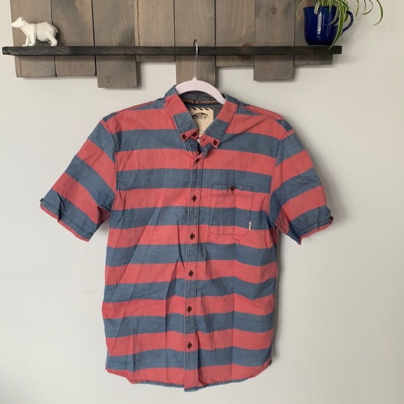 Button up short sleeve shirt - Picture 1 of 5